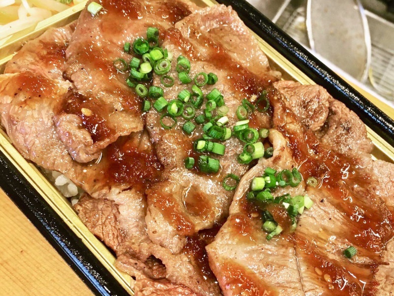 黒毛和牛焼肉重